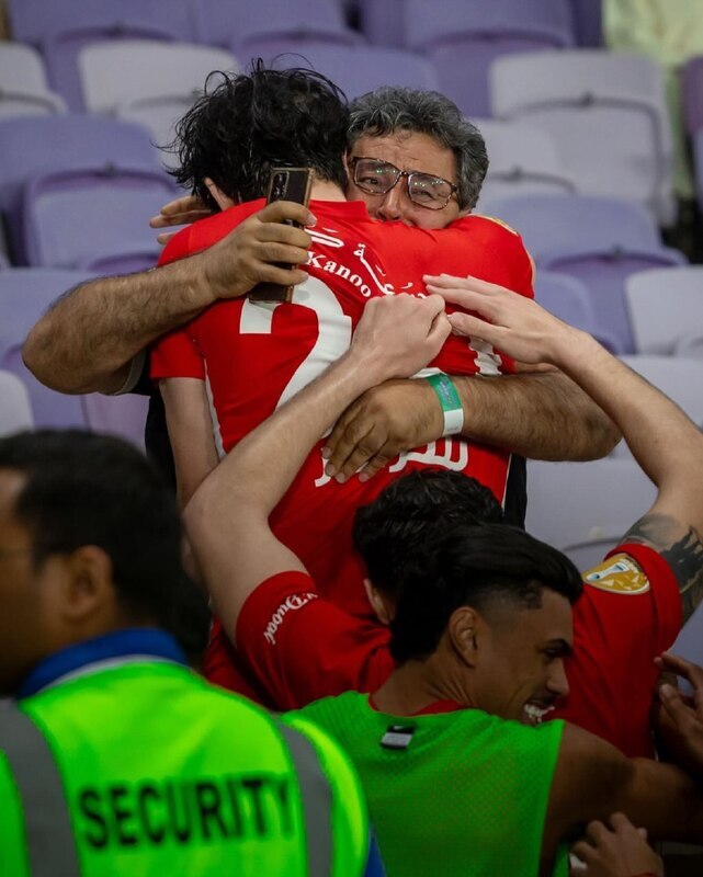 عکس| سردار آزمون از احساسی‌ترین قاب زندگی‌اش رونمایی کرد