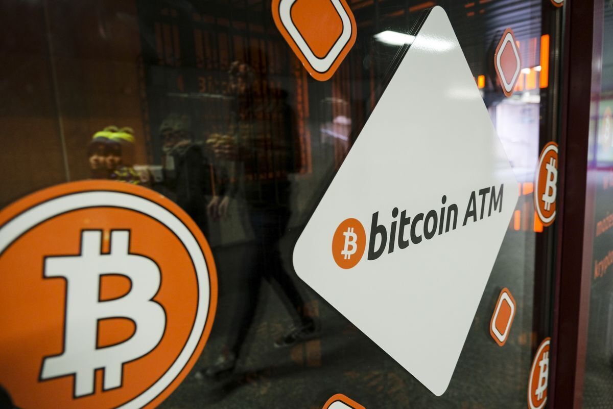 قیمت ارزهای دیجیتال امروز سهشنبه ۵ فروردین؛ سیگنال مخوف نهنگها به بیتکوین قیمت ارزهای دیجیتال امروز سهشنبه ۵ فروردین؛ سیگنال مخوف نهنگها به بیتکوین