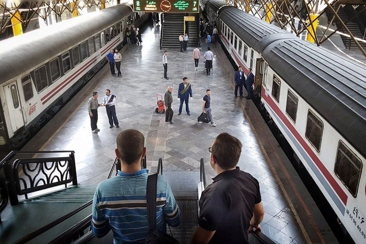 آغاز پیشفروش بلیت قطارهای نیمه دوم فروردین از امروز آغاز پیشفروش بلیت قطارهای نیمه دوم فروردین از امروز