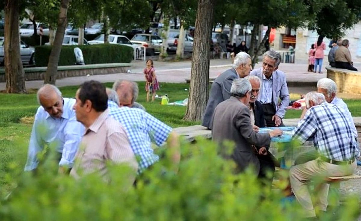 سقف حقوق کارمندان و بازنشستگان اعلام شد