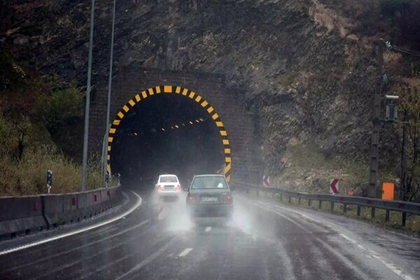 آزادراه تهران-شمال از ساعت ۱۷ دو طرفه میشود آزادراه تهران-شمال از ساعت ۱۷ دو طرفه میشود