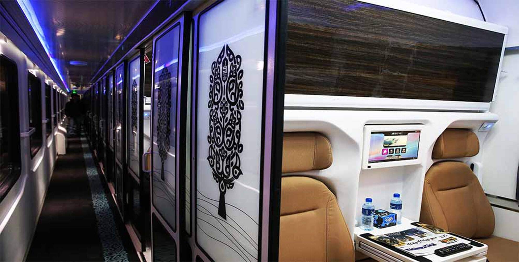 ببینید| ممنوعیت عجیب قطار تهران-مشهد حتی برای زن و شوهرها!