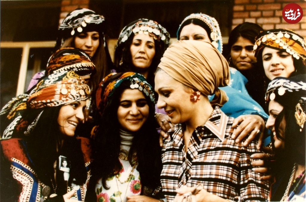 تصاویری از فرح در میان زنان لرستانی؛ سال ۱۳۵۶