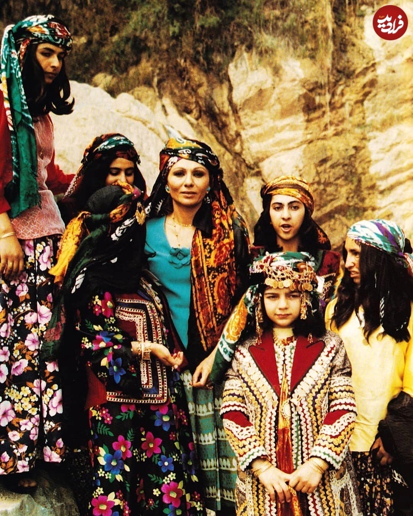 تصاویری از فرح در میان زنان لرستانی؛ سال ۱۳۵۶