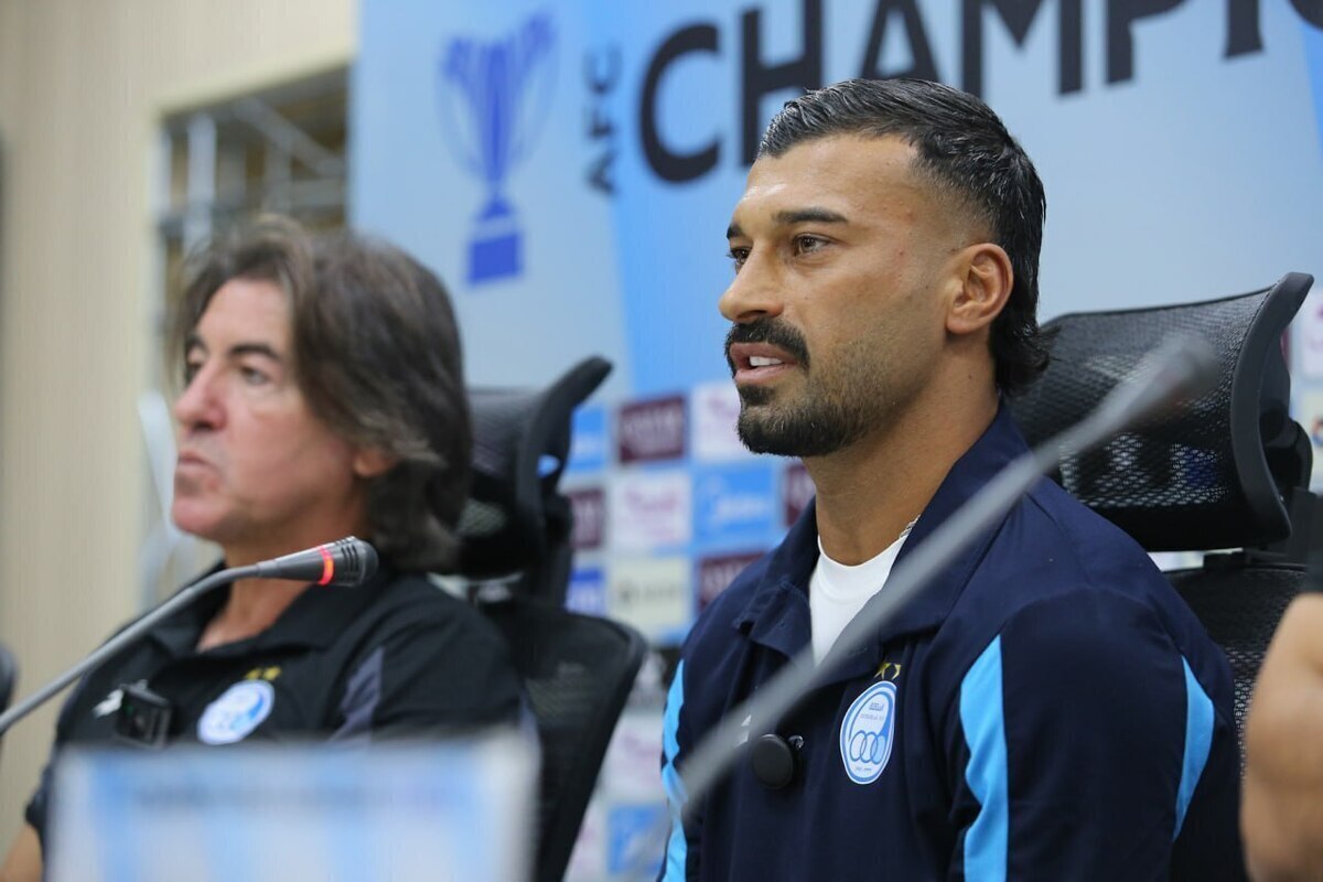 ساپینتو یا رضاییان؛ استقلال فصل را با کدام ادامه میدهد؟ ساپینتو و رامین رضاییان