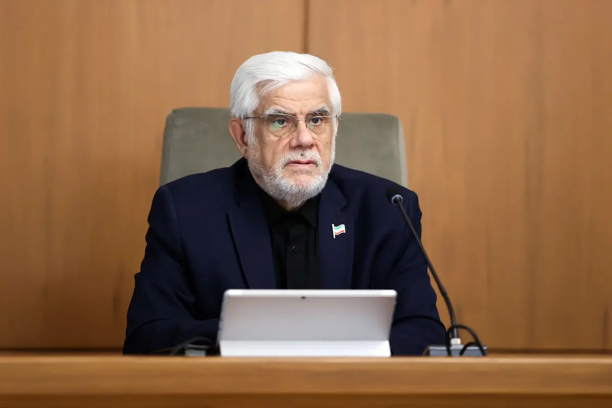 مشاور ریاست‌جمهوری: عارف استعفا داد اما رئیس‌جمهور نپذیرفت