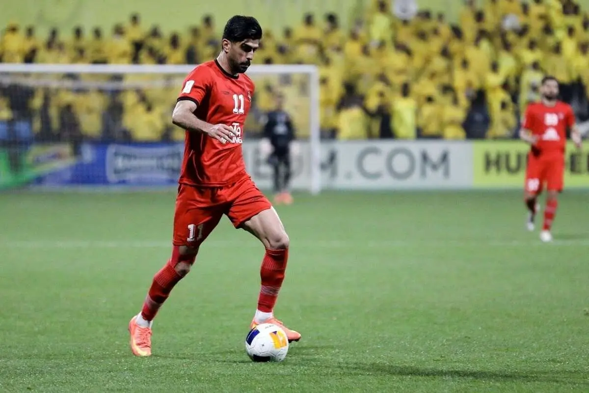 تمدید قرارداد اسماعیلیفر با تراکتور مشروط به خرید پرسپولیس اسماعیلیفر