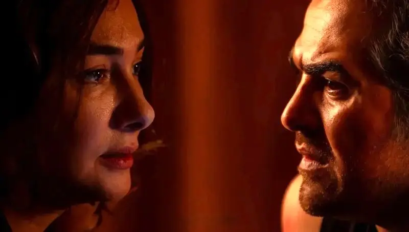 نقد و بررسی سریال مو به مو| سریالی درام به کارگردانی پرویز شهبازی نقد و بررسی سریال مو به مو