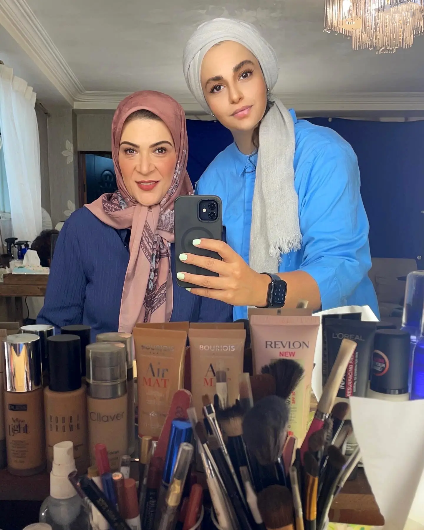 عکسهای خاص «ریما رامینفر» در اتاق گریم پایتخت ۷ عکسهای خاص «ریما رامینفر» در اتاق گریم پایتخت ۷