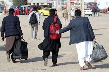 ۳۰ درصد کاهش جرم با خروج اتباع غیرمجاز| هزینه ۱.۵ میلیون تومانی بازگشت اتباع غیرمجاز ۳۰ درصد کاهش جرم با خروج اتباع غیرمجاز