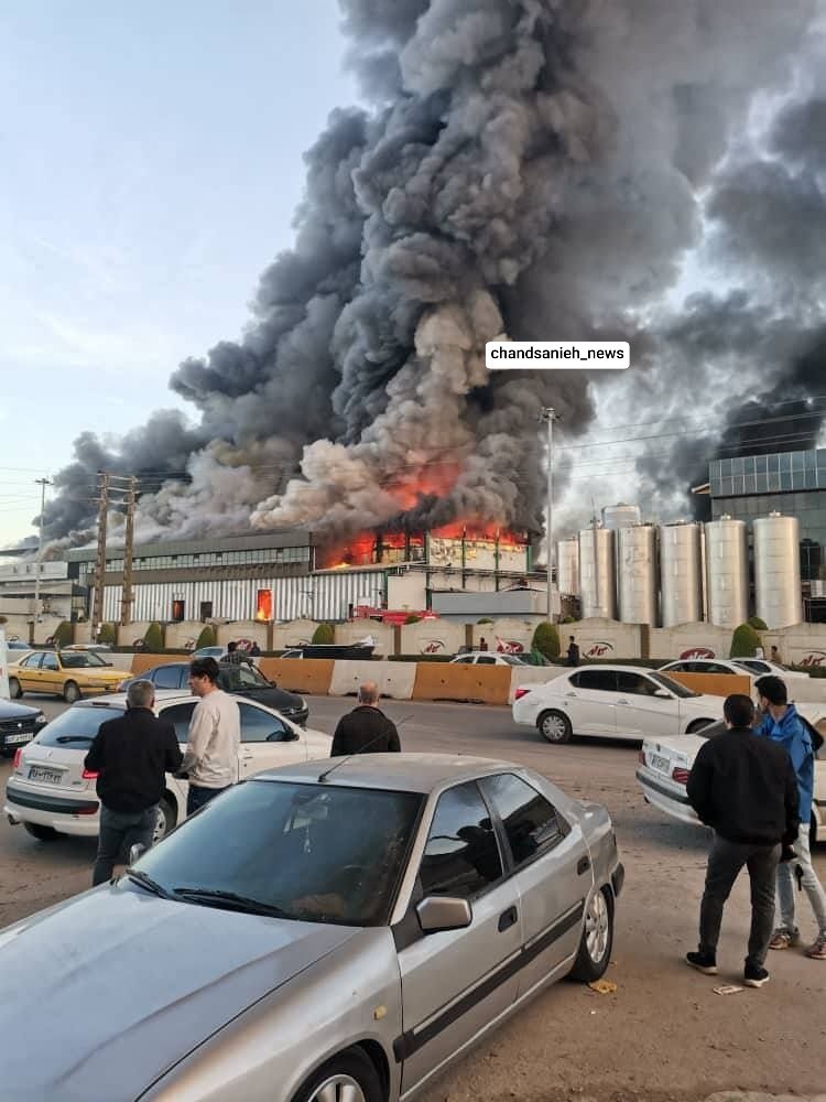 آتش سوزی گسترده کارخانه اصلی شرکت کاله در شهر آمل