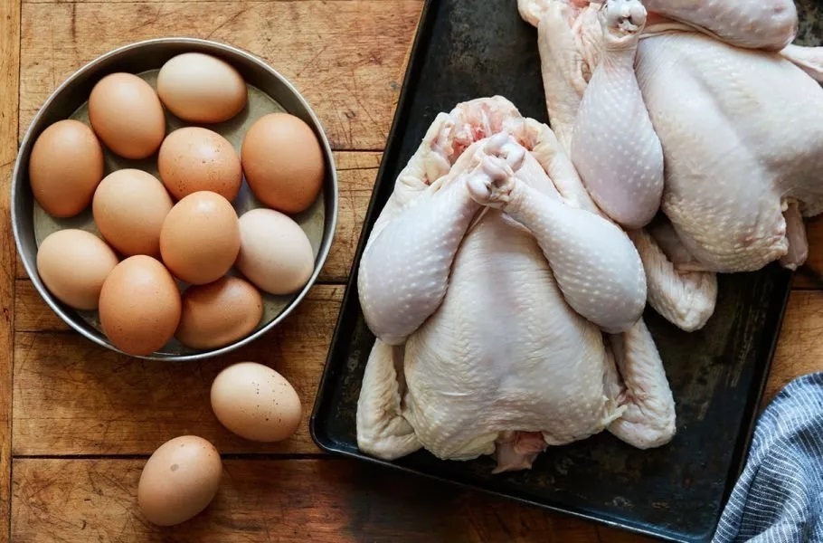 افزایش حدود ۵۰ درصدی مرغ؛ هر کیلو ۲۳۶ هزار تومان می‌شود