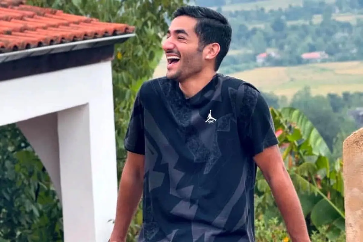 امیرپارسا نشاط