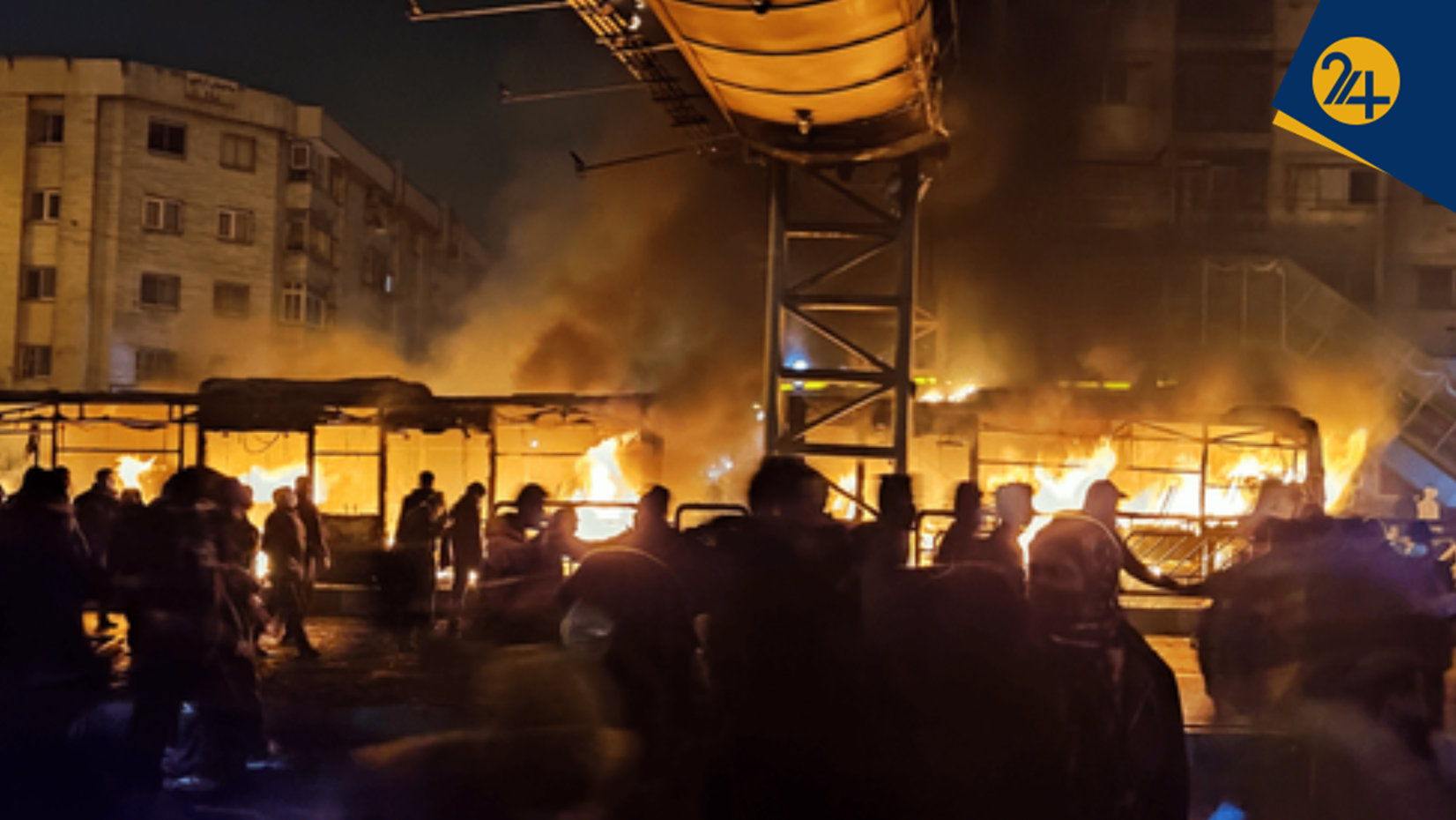 در اعتراضات ۱۸ دی ماه چه گذشت؟ | از قطعی پیامک‌ها و خطوط سفید تا ملی شدن اینترنت خطوط ثابت