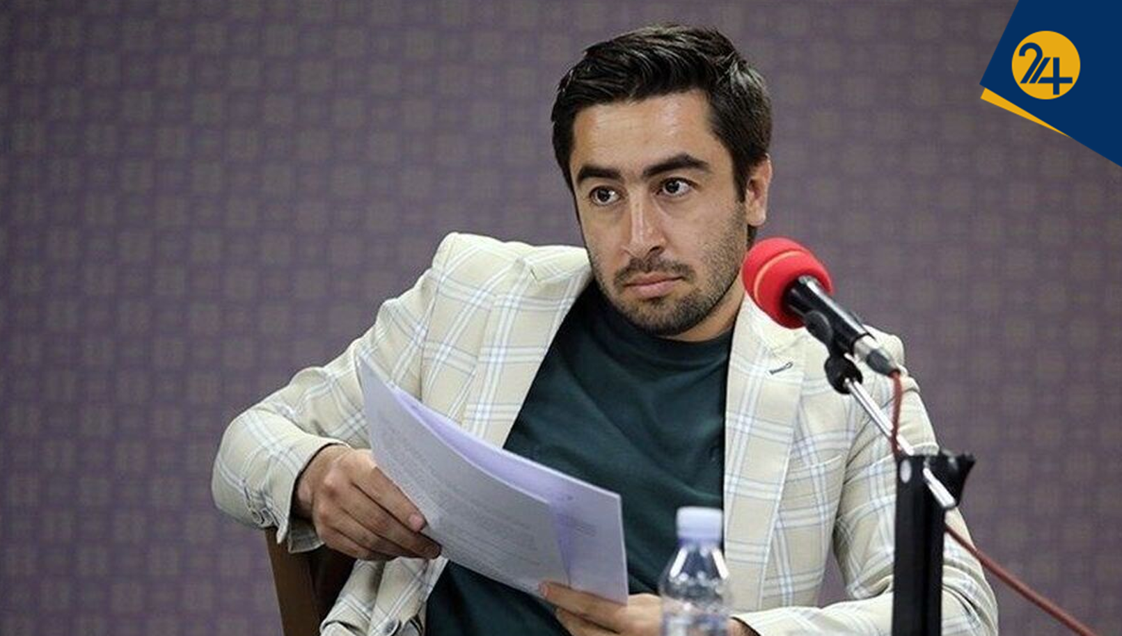 مهدی دارابی؛ منتقد تثبیت نرخ ارز و حامی کالابرگ در جایگاه معاونت ارزی | آیا تغییرات بانک مرکزی قیمت دلار را کاهش میدهد؟ مهدی دارابی؛ منتقد تثبیت نرخ ارز و حامی کالابرگ در جایگاه معاونت ارزی | آیا تغییرات بانک مرکزی قیمت دلار را کاهش میدهد؟