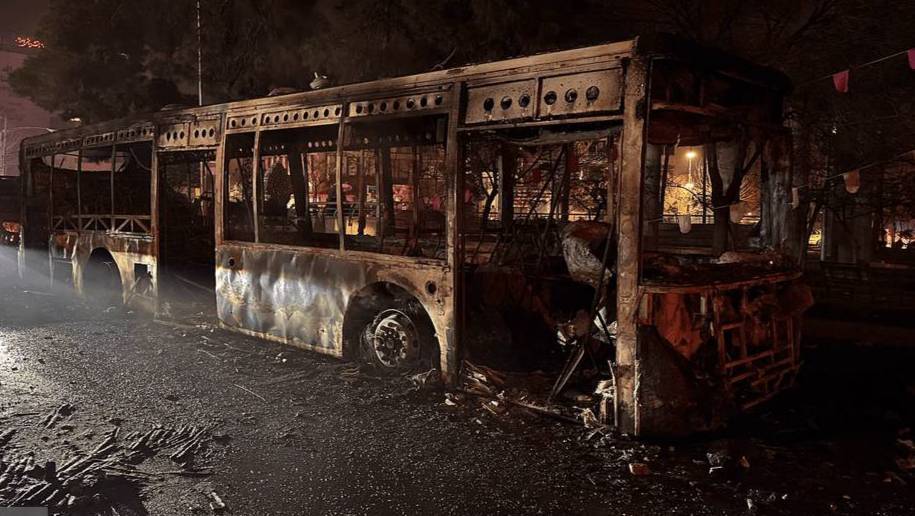 گزارش تصویری از اعتراضات ۱۸ دی ماه +عکس گزارش تصویری از اعتراضات ۱۸ دی ماه +عکس