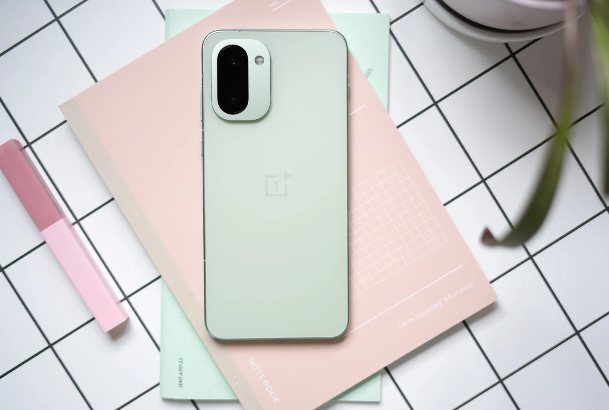 قیمت گوشی موبایل ۲ دی