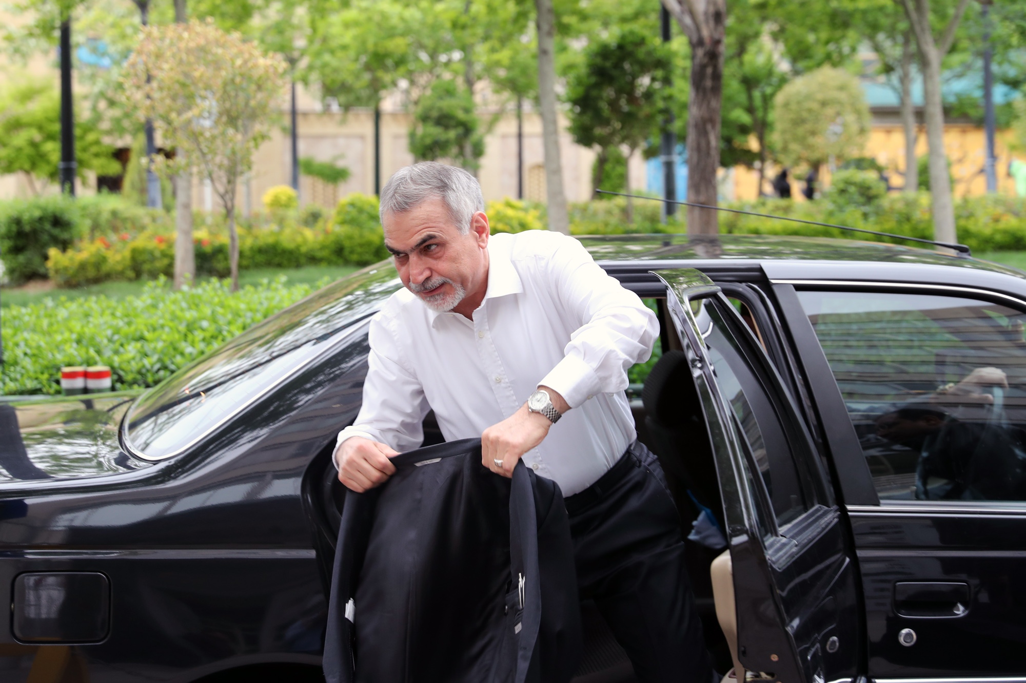 حسین فریدون