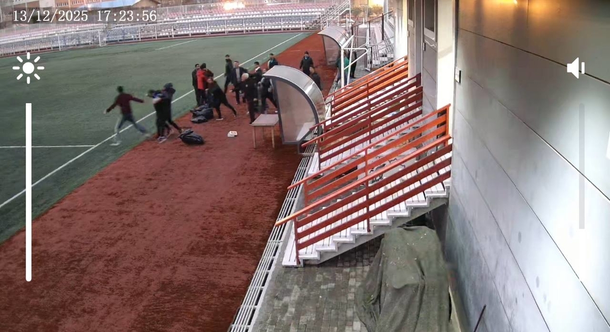 ببینید| افشاگری عادل فردوسی پور از حمله محمود فکری به یک خبرنگار