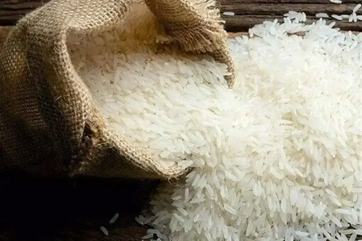 ماجرای ریختن چندین تُن برنج به دریا چه بود؟