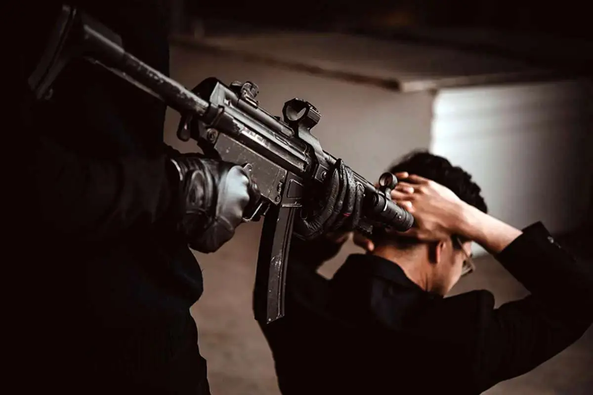 پایان گروگان‌گیری ۱۷ روزه