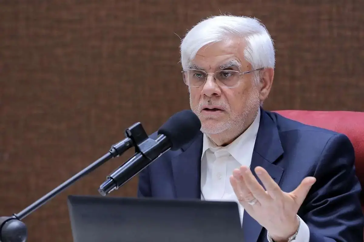 انتقاد عارف از دستگاه امنیتی: چگونه این تعداد سلاح وارد شده | ختم این پرونده به منزله کنار رفتن برنامه دشمن برای سرنگونی نظام نیست