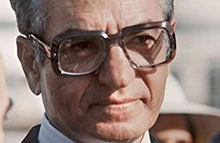 محمدرضا شاه پهلوی که بود؟ | مردی برای افسوس یا دیکتاتوری بی‌رحم؟