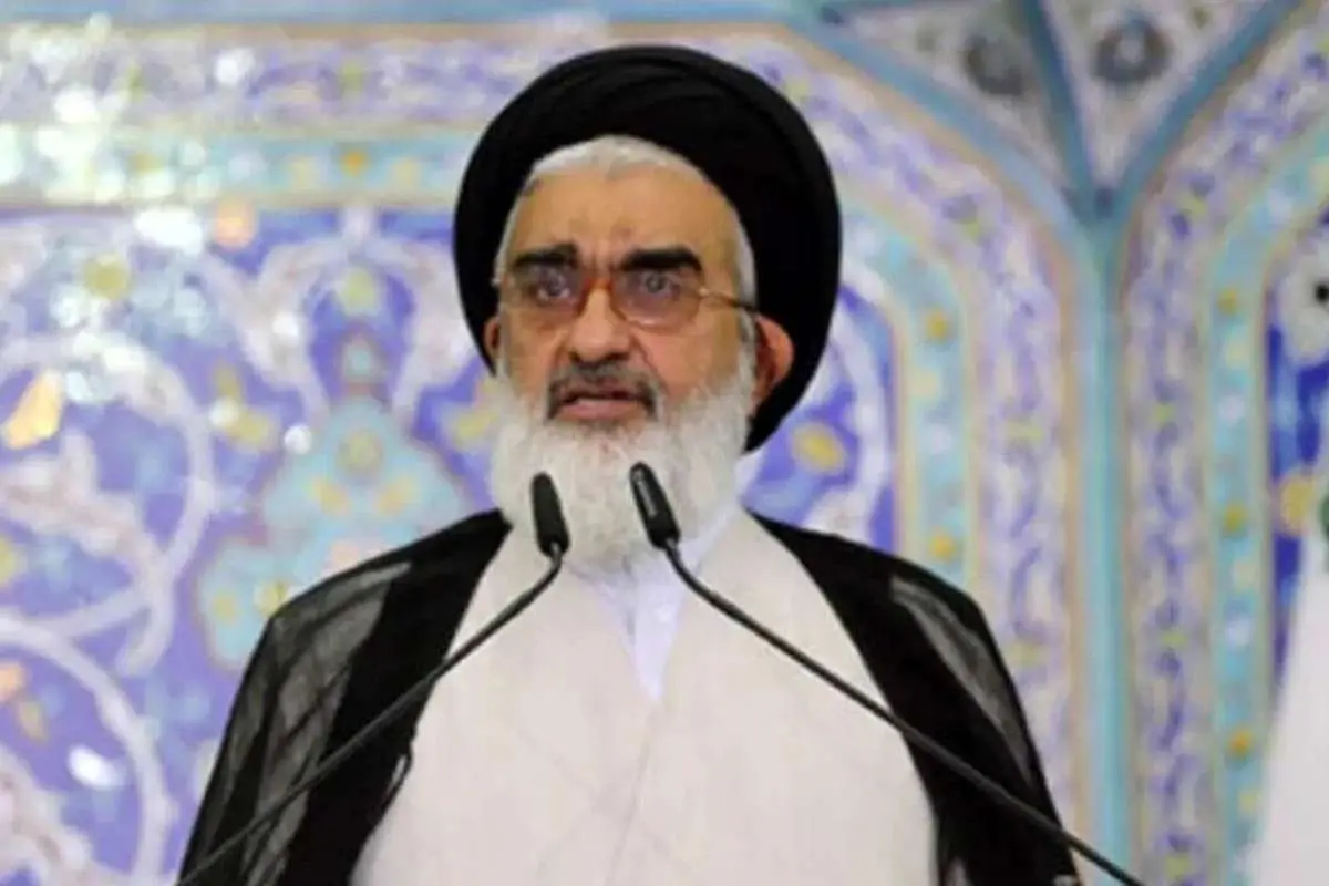 امام جمعه قم: مردم ما به برکت حضرت عباس(ع) علم ترامپ و نتانیاهو را سرنگون خواهند کرد امام جمعه قم