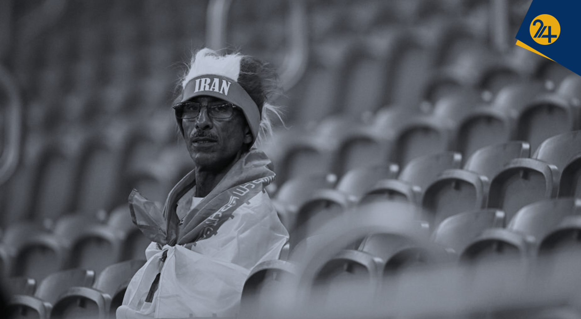 فوتبال را تعطیل کنید | در همه استادیومها را به سیاق «آزادی» ببندید، ما «همین یک دلخوشی» را نمیخواهیم فوتبال را تعطیل کنید | در همه استادیومها را به سیاق «آزادی» ببندید، ما «همین یک دلخوشی» را نمیخواهیم