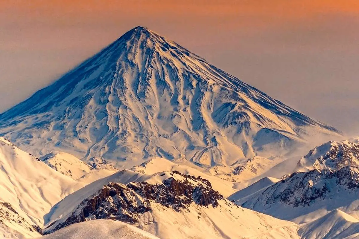 ببینید| ویدئویی جالب از کوه دماوند شصت سال پیش