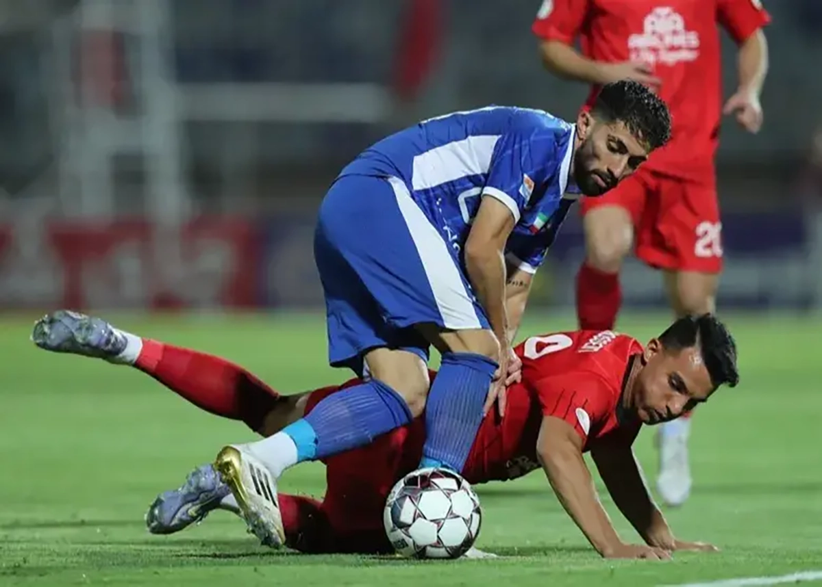 تساوی کسل کننده استقلال و تراکتور با یک گل آفساید