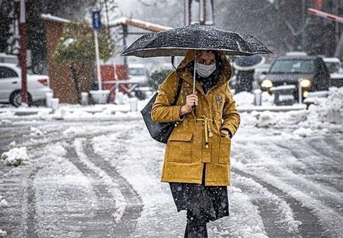 ببینید| آغاز بارش برف در قزوین