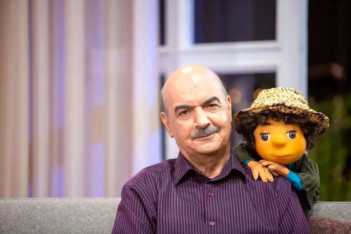 ببینید| درخواست تلخ جناب خان از ایرج طهماسب به یاد کلاه‌ قرمزی