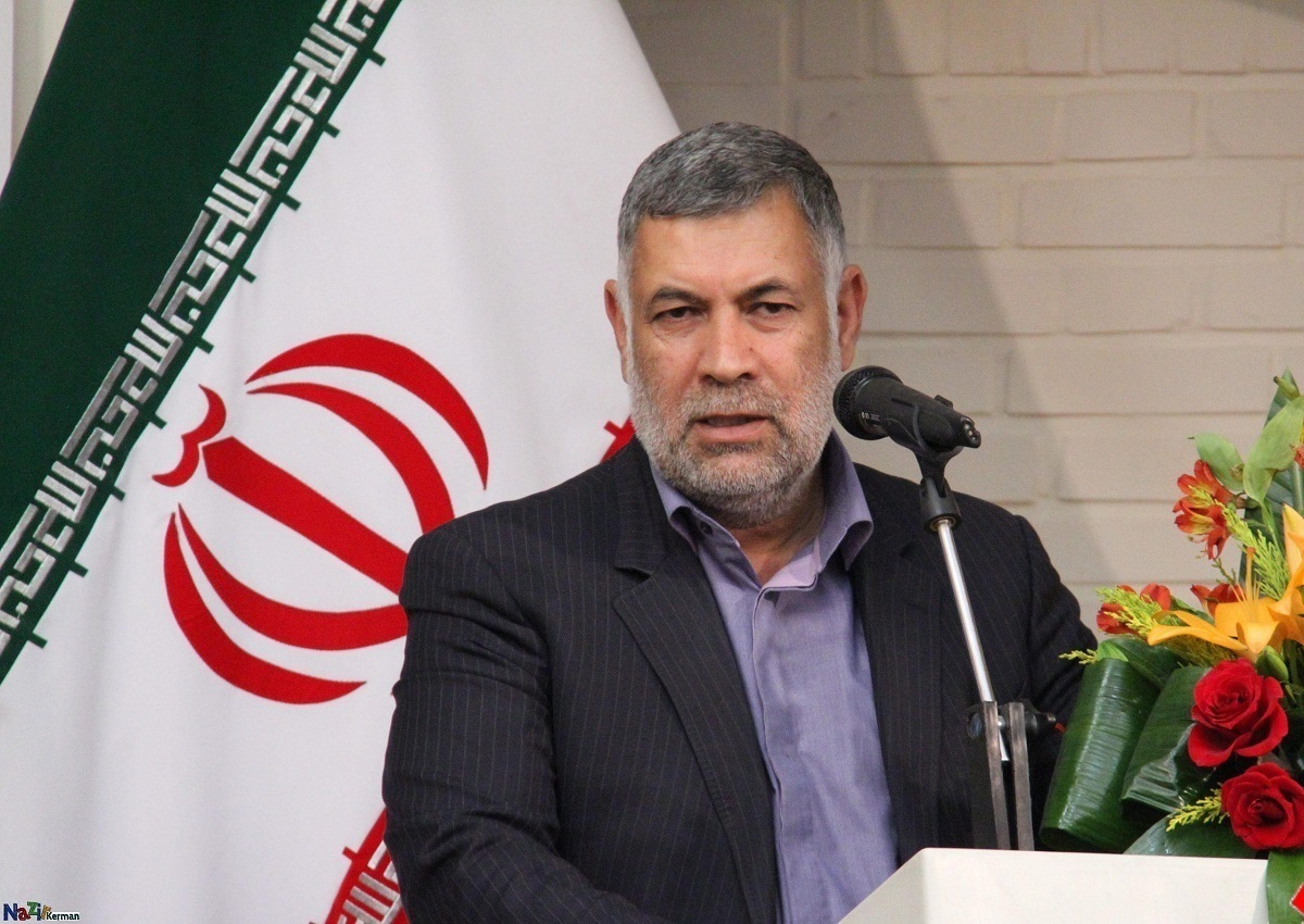 عضو کمیسیون صنایع مجلس: مشکل بازنشستگی رئیس سازمان بورس با اذن رهبری حل شد