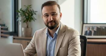 بانک توسعه صادرات ایران؛ پشتیبان بنگاه‌های تولیدی در مسیر ورود به بازار‌های جهانی