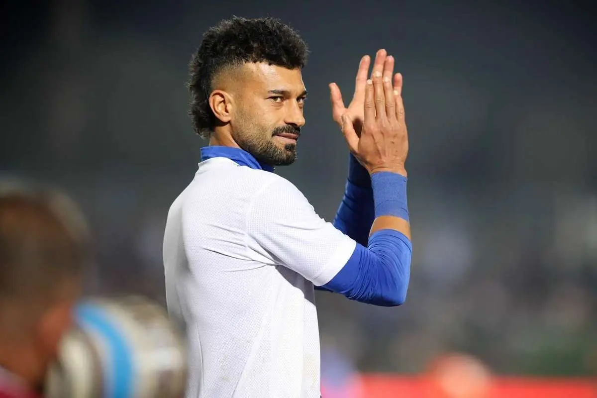 پایان عشق یک‌طرفه رامین و استقلال