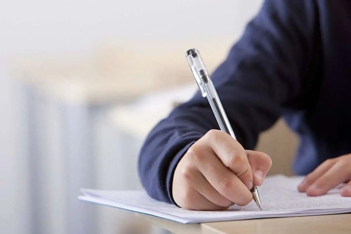 ببینید| معاون دانشگاه آزاد: امتحانات کارشناسی و ارشد با هوش مصنوعی برگزار می‌شود