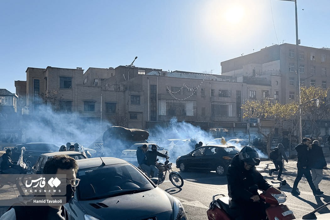 اعتراضات در خیابان لاله زار و مرکز تهران