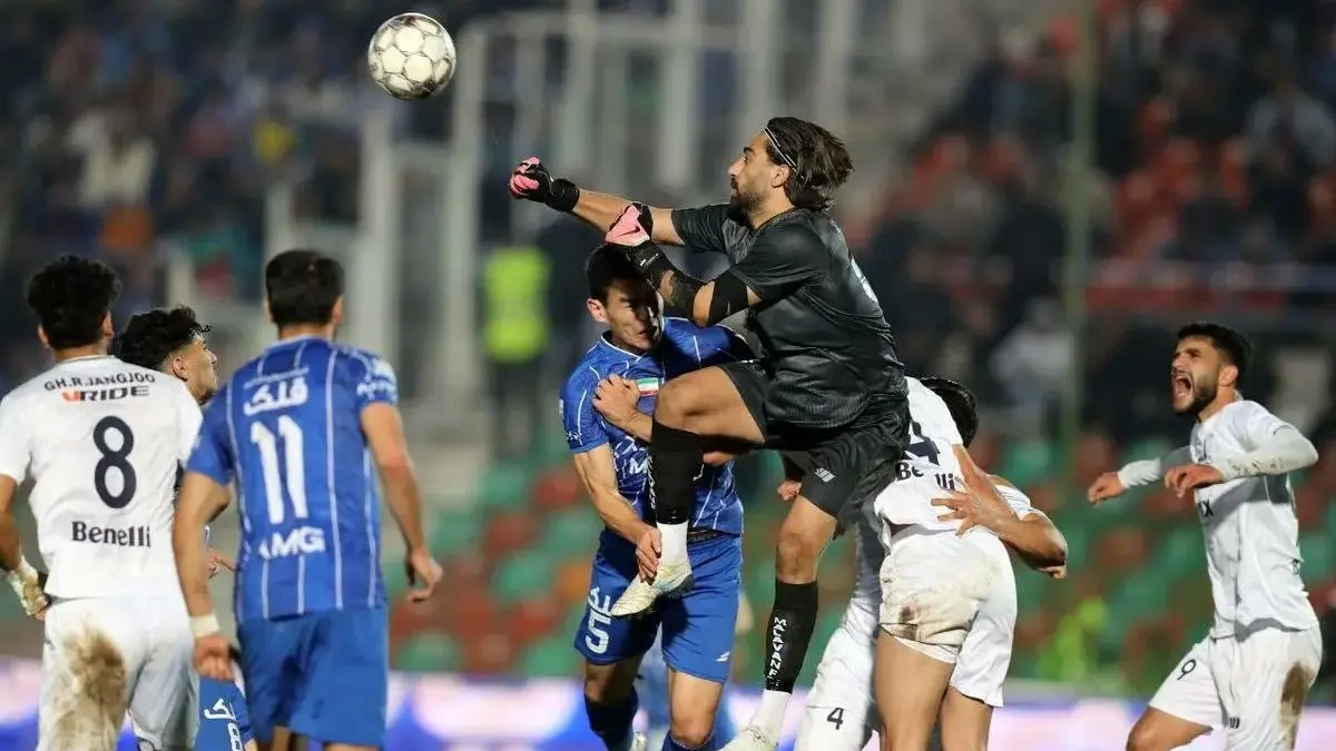 بازی استقلال مقابل ملوان