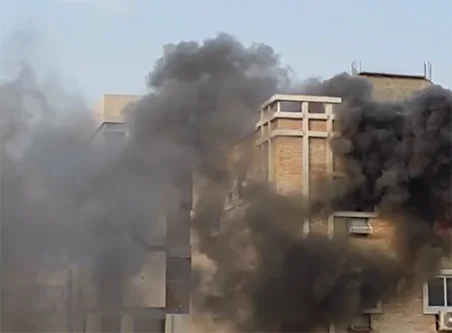 ببینید| آتش‌سوزی ‌یک واحد مسکونی در بندرعباس