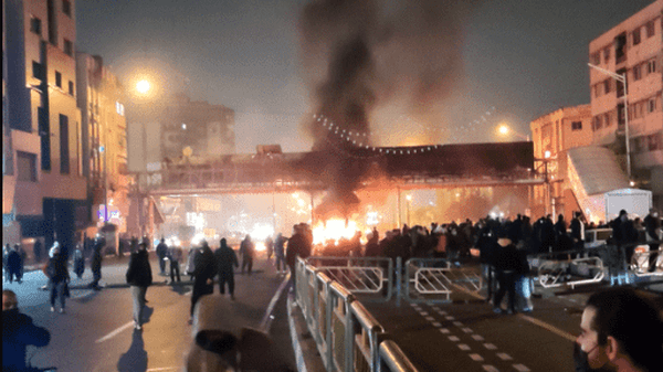 روزنامه اصولگرا: تله دشمن همین‌جاست؛ اعتراض را امنیتی نکنید