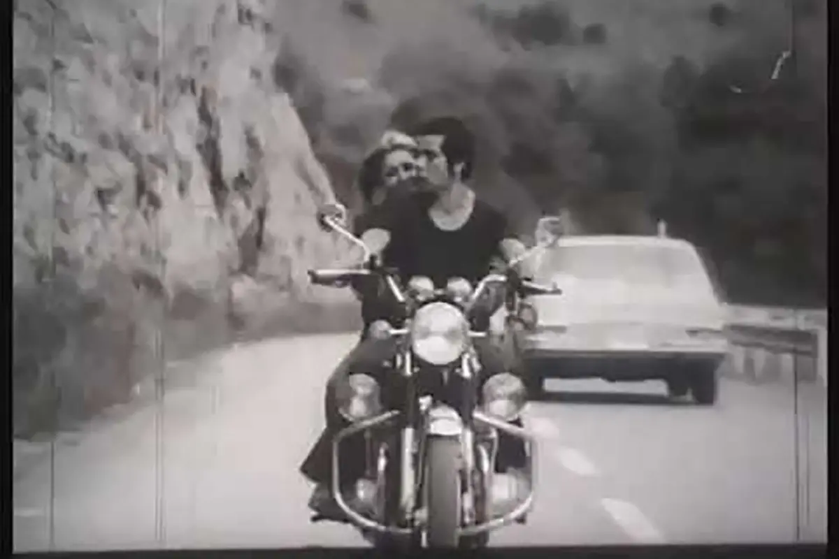 ببینید| لوکیشن خانه پدری بهروز وثوقی در فیلم «همسفر»، پس از ۴۹ سال