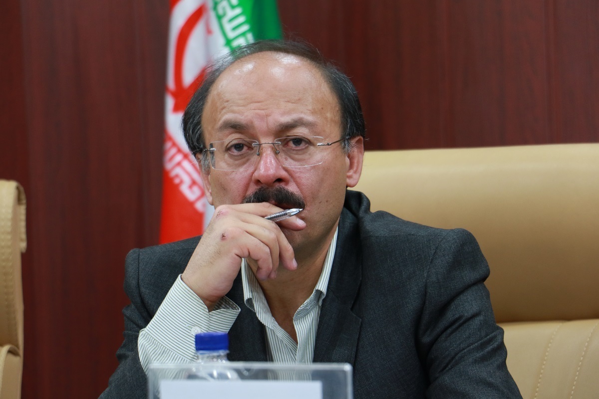 بیژن عبدالکریمی: دست همه ما به خون بی‌گناهان آغشته است