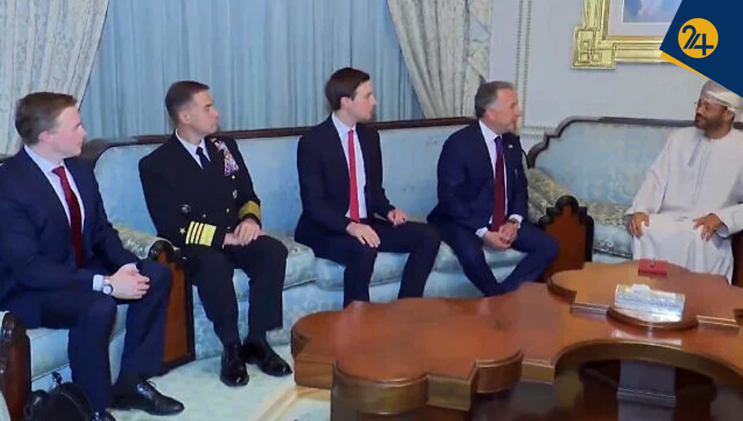 هیات ایرانی از روی ادب از دور به آمریکایی‌ها سلام کرده | به جز هسته‌ای حق مذاکره درباره موضوع دیگری را ندارند | حضور فرمانده سنتکام بی‌معنی است