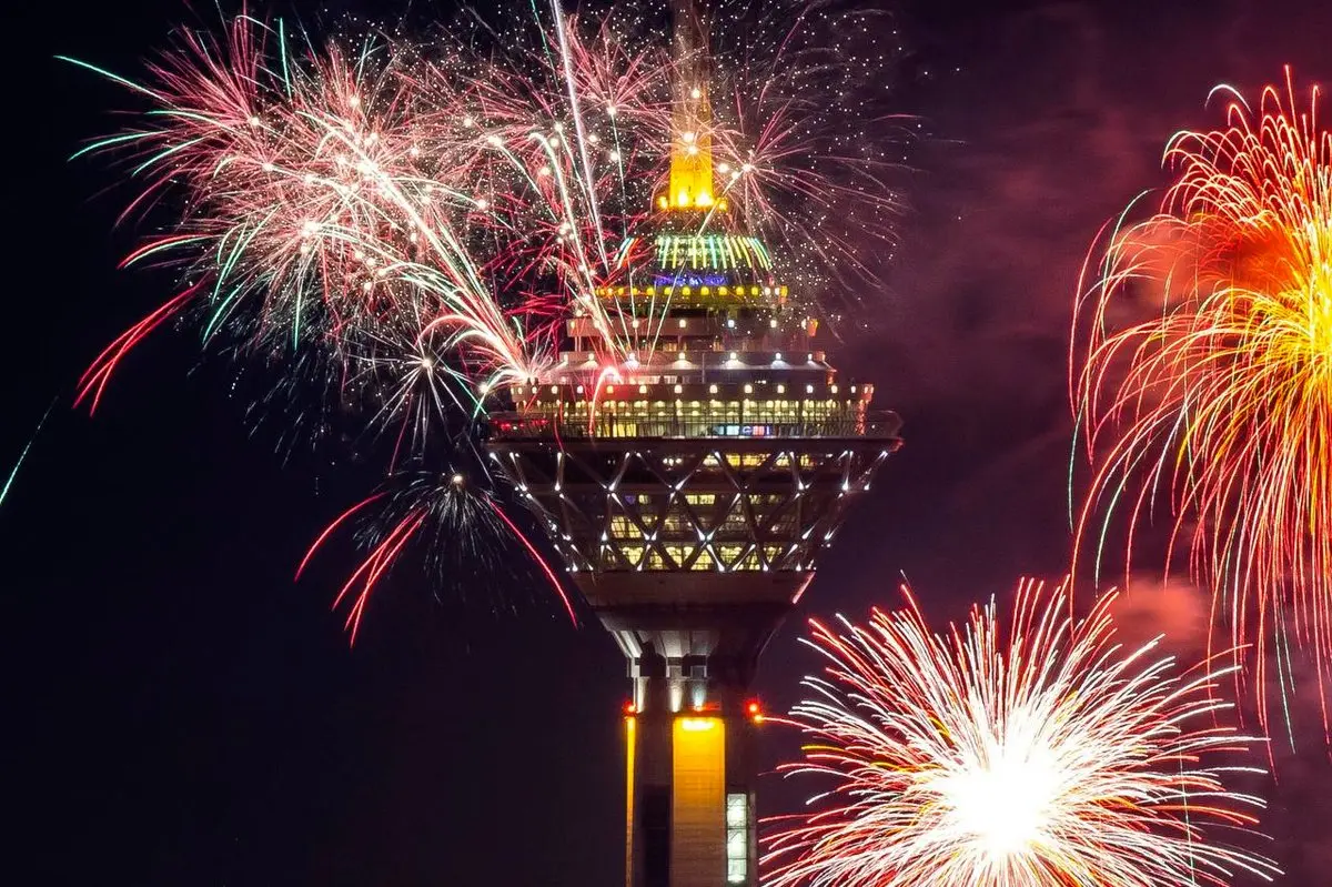 برج میلاد و صداید انفجار