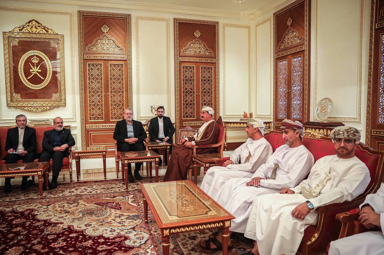 علی لاریجانی و وزیر دفتر سلطنتی عمان