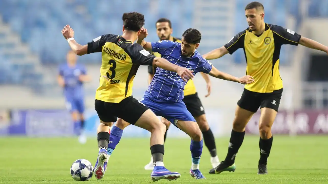 باخت استقلال مقابل الحسین؛ گره صعود کور شد