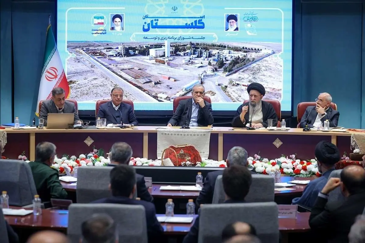 پزشکیان: سالی ۳۰ همت به جیب VPN فروش‌ها می‌ریزیم!