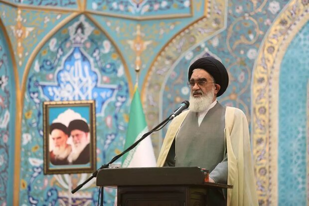 امام جمعه قم