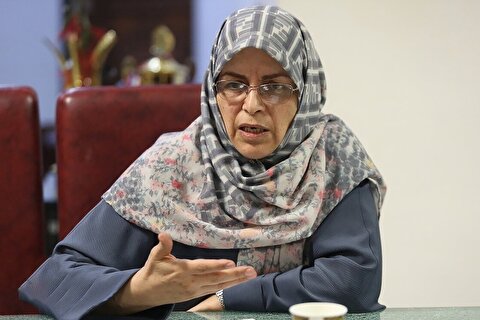 آذر منصوری آزاد شد